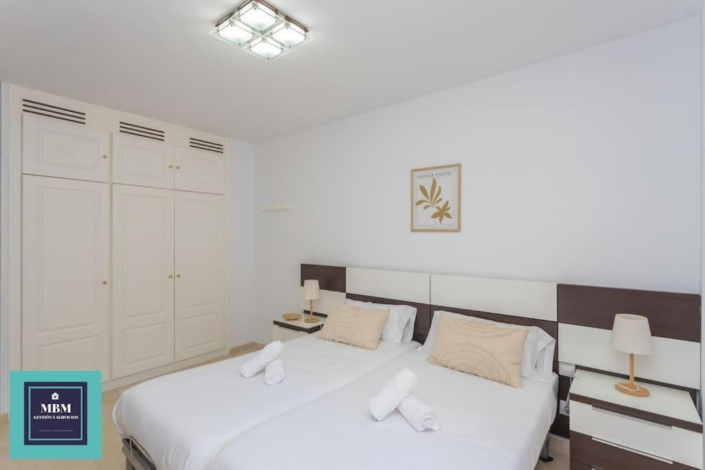 Martina Apartment Las Canteras-Auditorio لاس بالماس دي غران كاناريا المظهر الخارجي الصورة