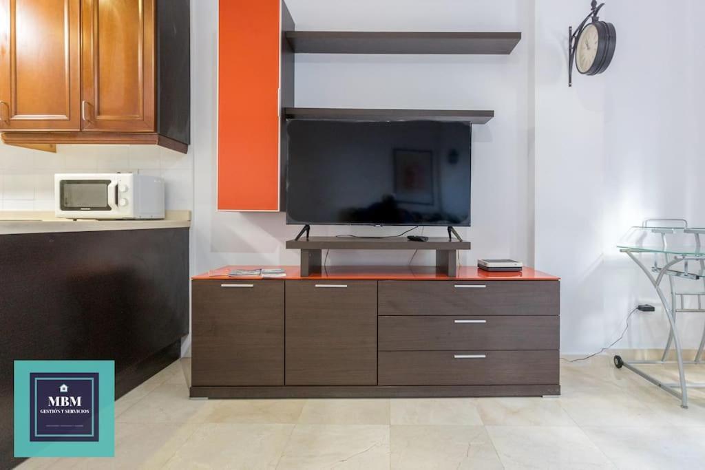 Martina Apartment Las Canteras-Auditorio لاس بالماس دي غران كاناريا المظهر الخارجي الصورة