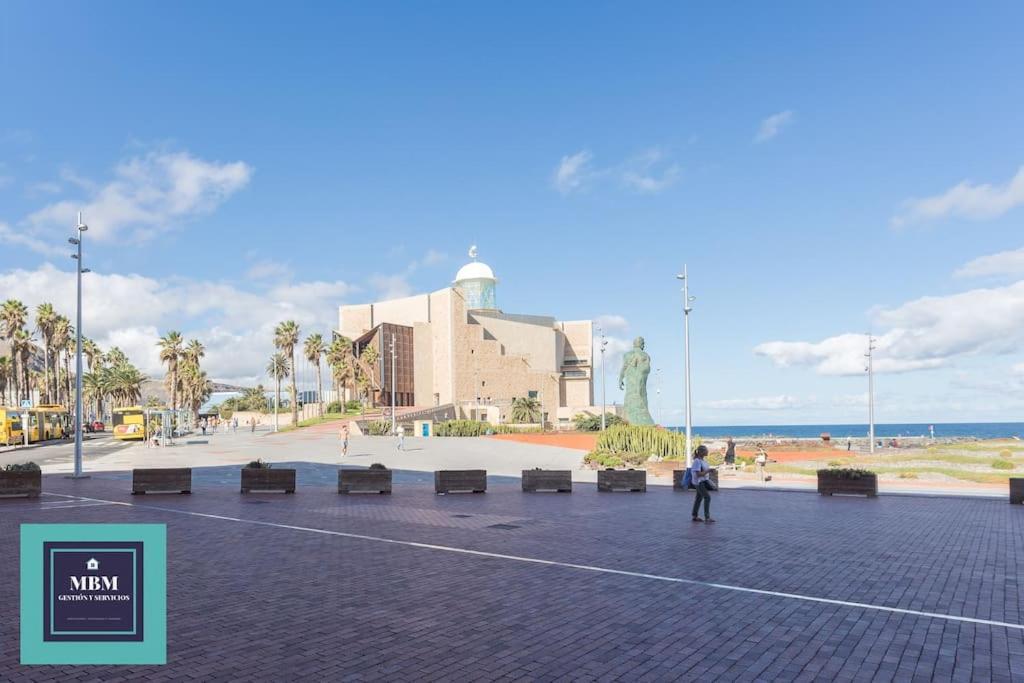 Martina Apartment Las Canteras-Auditorio لاس بالماس دي غران كاناريا المظهر الخارجي الصورة